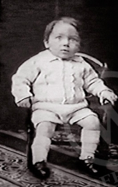 1927 Roubaix - Georges à 2 ans